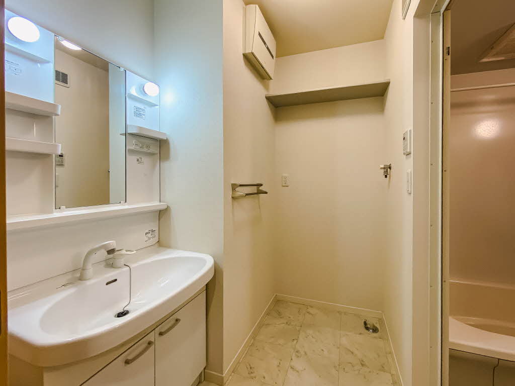 グランドメゾン花園二丁目 A103号-4