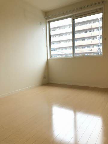 ソレアードⅡ　Ａ棟 A0202号-4