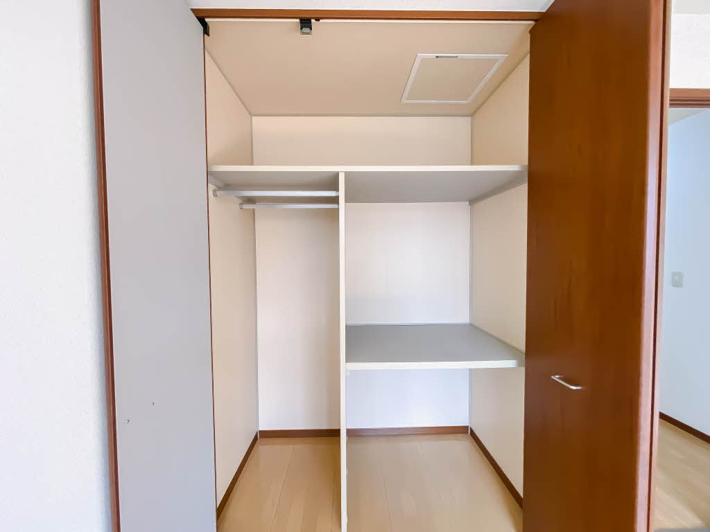 ドミール多治米 B棟 B202号-8