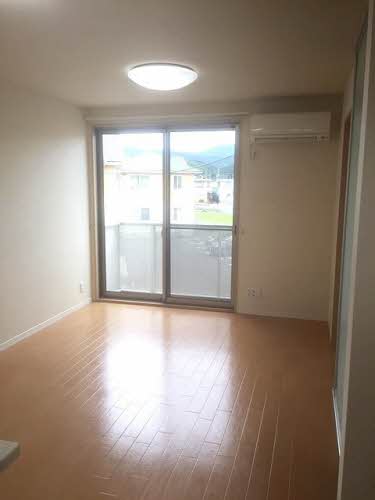 シャーメゾン河野　ＳＯＵＴＨ B202号-5