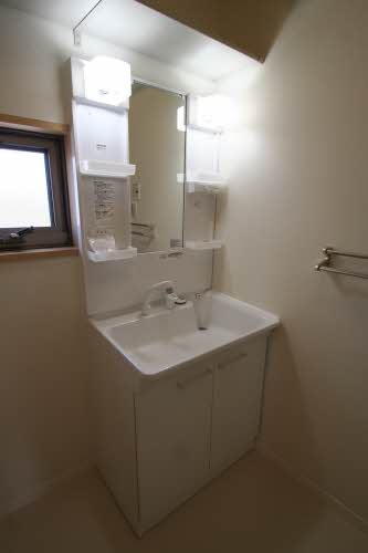 シャーメゾン日開野 A0202号-4