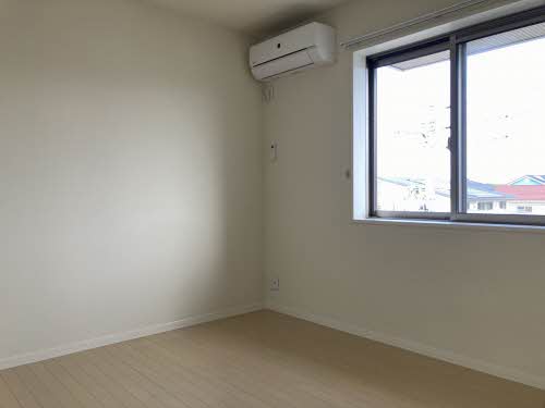 ローレルTAKU 302号-6