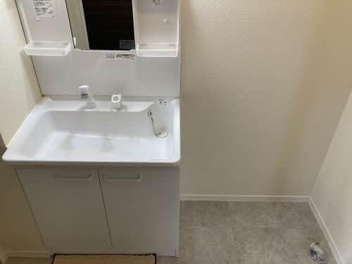 ローレルTAKU 302号-11