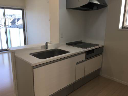 ローレルＴＡＫＵ 303号-3