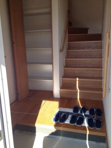 サン・プレジオ　美 B201号-13