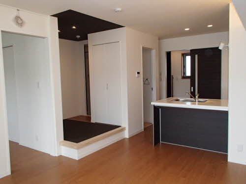 ファンコート東青崎 A0102号-3