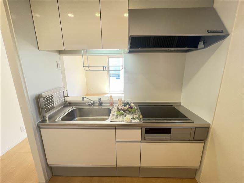 シャーメゾン元町 203号-2