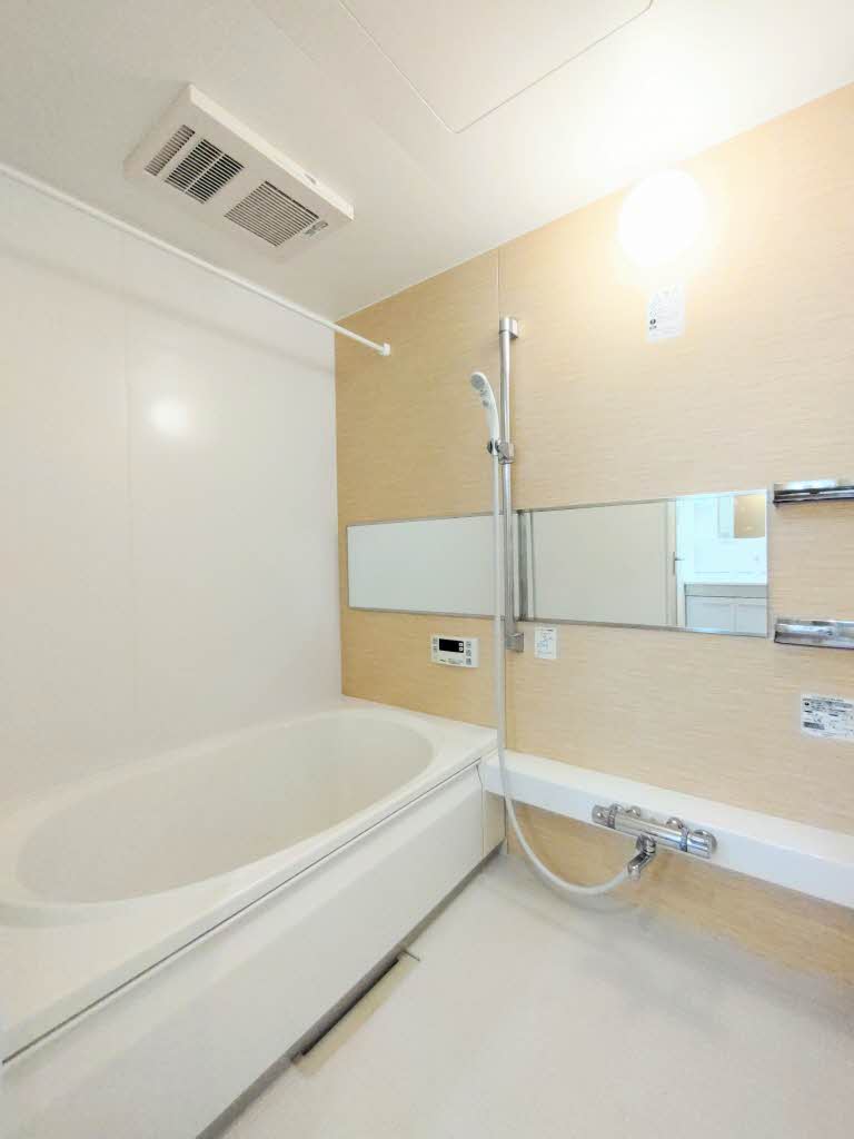 シャーメゾンLUNA 0101号-4