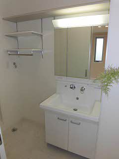 LUNA B棟 B0203号-13