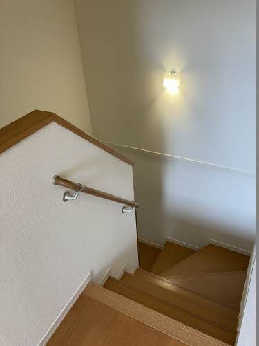 メゾン・ルミエール 205号-12