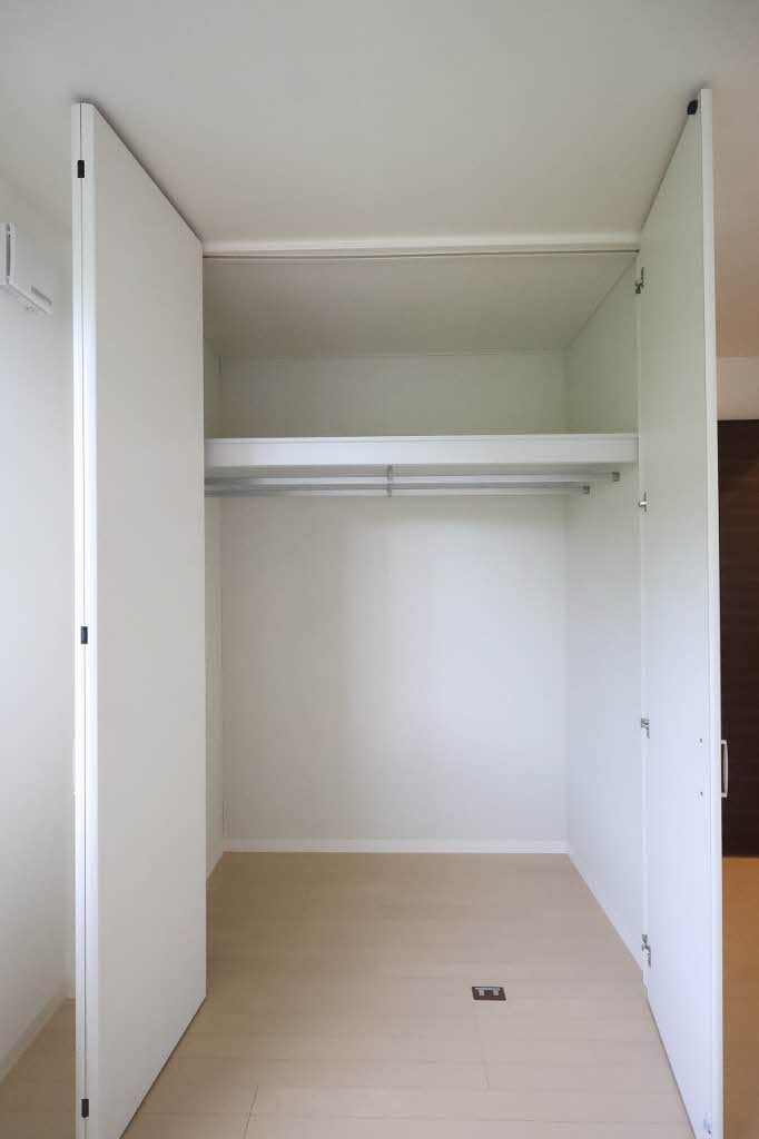 ファミールＮ A0202号-5