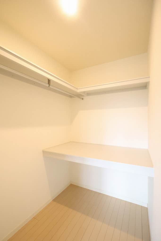 ファミールＮ A0202号-6