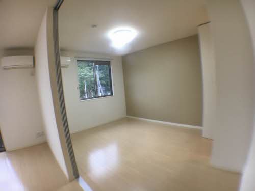 シャーメゾン阿南　二番館 202号-4