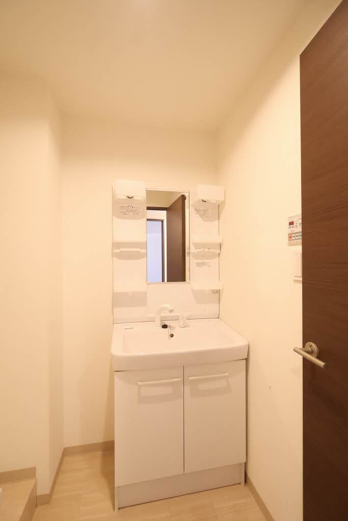 リラクオーレアクラス A0603号-5