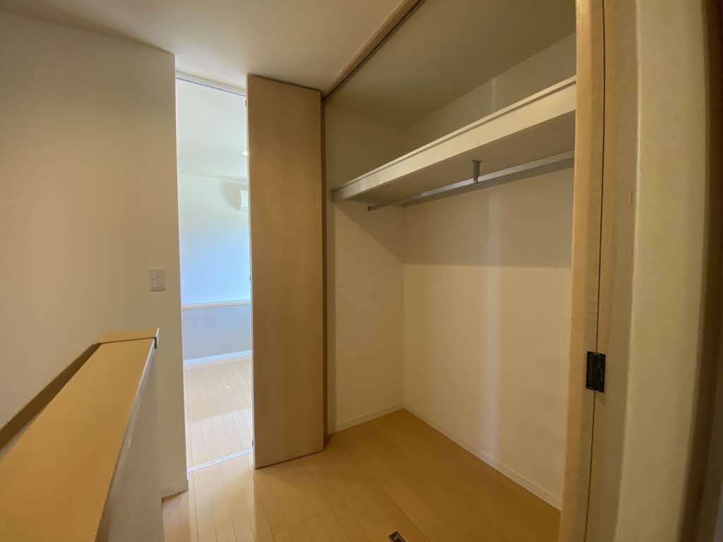 ＢＥＲＥＯ古野上 A0102号-8