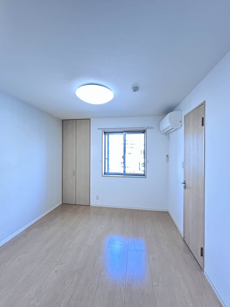 ベレオ万代 201号-8