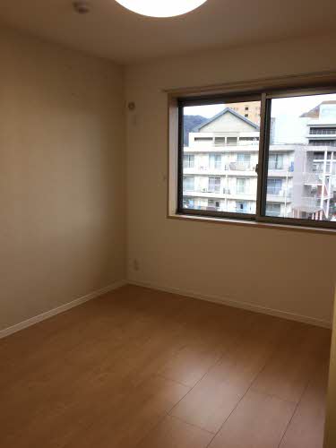 ベレオ万代 301号-7