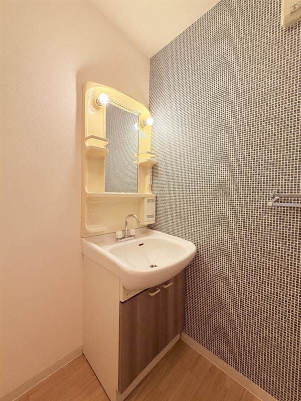 エクセルメゾン　Ｇ棟 G102号-13