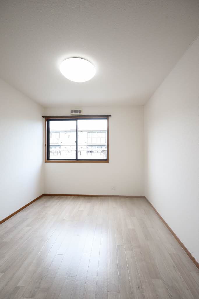 ヴィクトワール花岡　Ⅳ B0102号-8