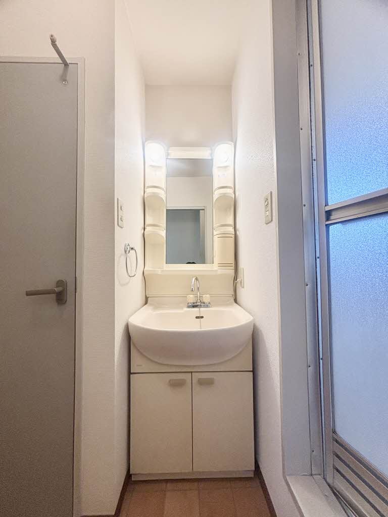 パークハイツ B棟 B102号-6