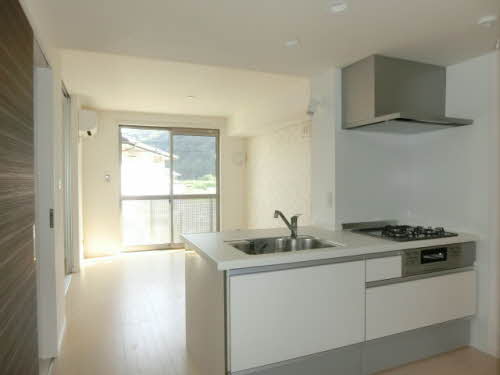 ラ・フォート A棟 A0202号-2