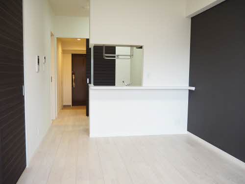 シャーメゾンステージ碧・湯田 1302号-2