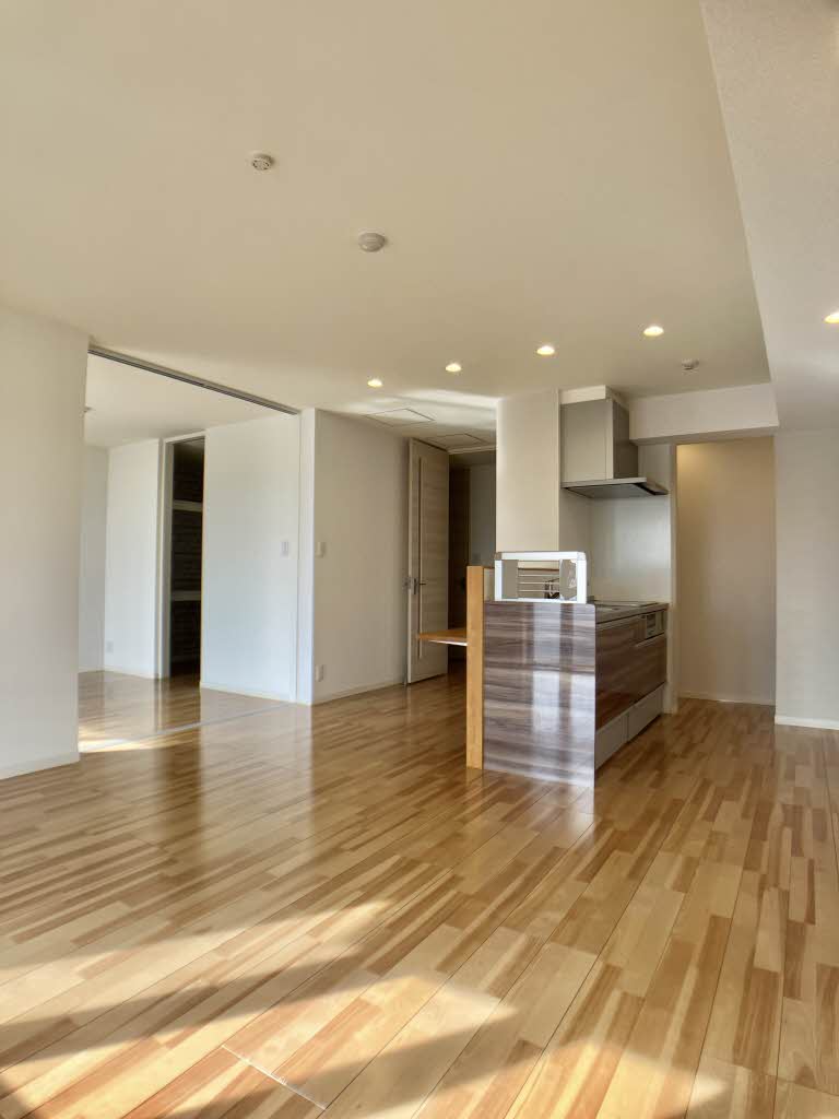 アントゥール A棟 A0302号-2