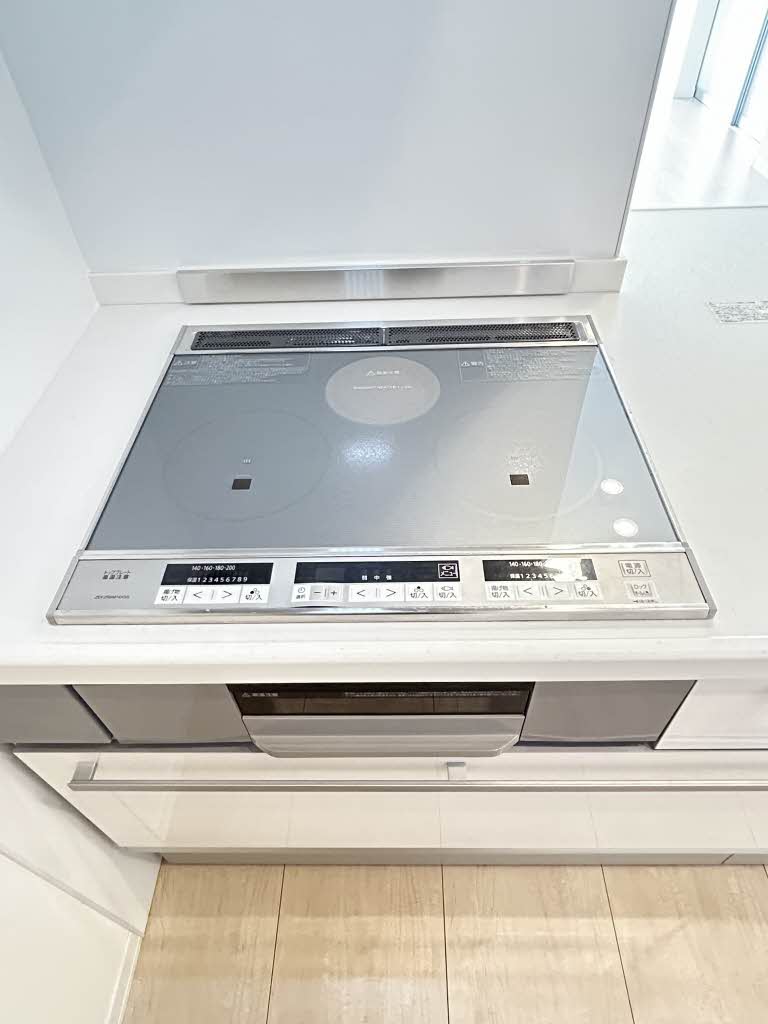 シャーメゾンガーデン福島　Ｂ棟 B203号-4