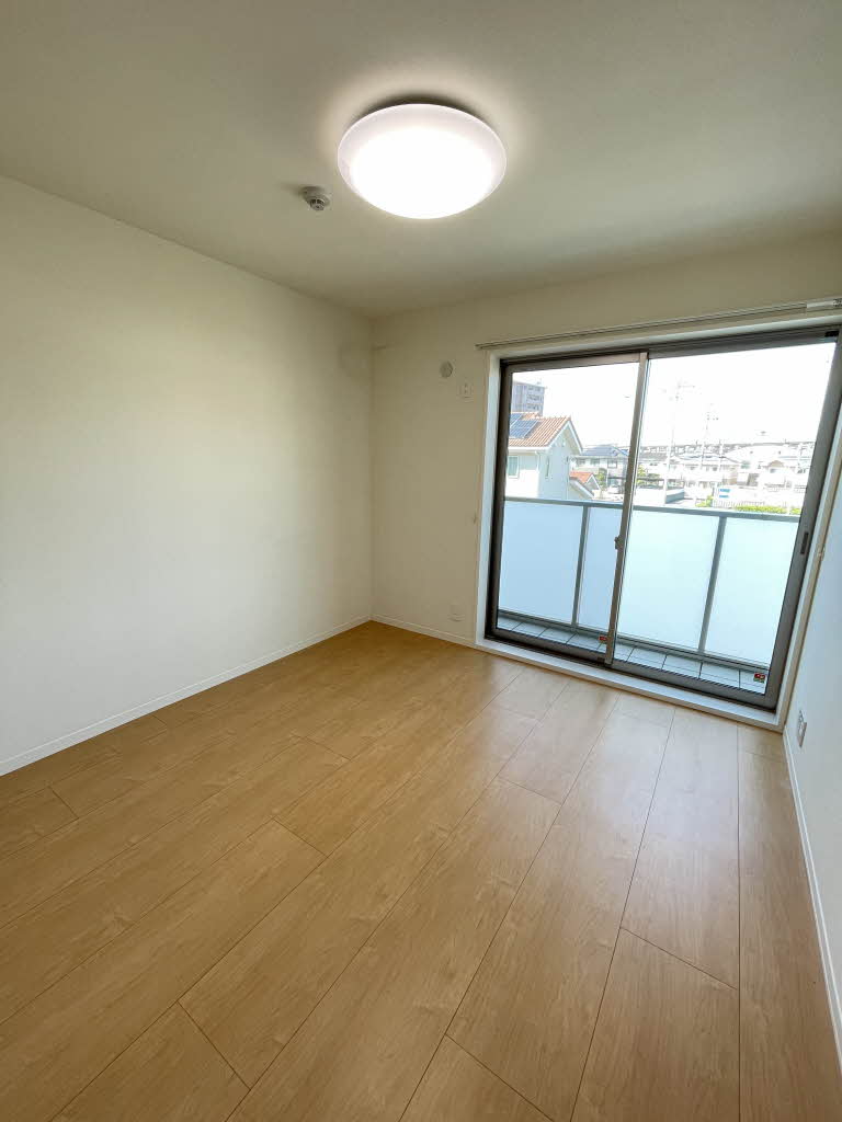 シャーメゾン宇多津　Ｄ棟 201号-14