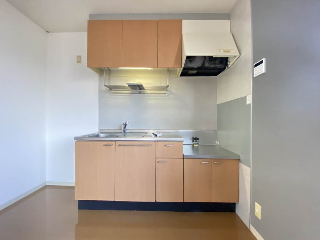 バリュージュ A棟 A0202号-8