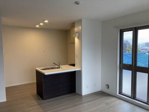 シャーメゾン　ルミエール A0301号-8