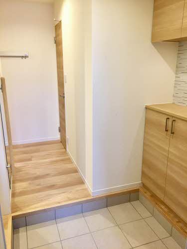 Ｓｕｎ　Ｅａｓｔ A0102号-2