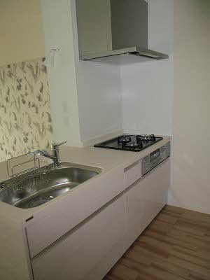 シャーメゾンアレーズⅢ A0202号-4