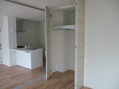 シャーメゾンアレーズⅢ A0202号-9