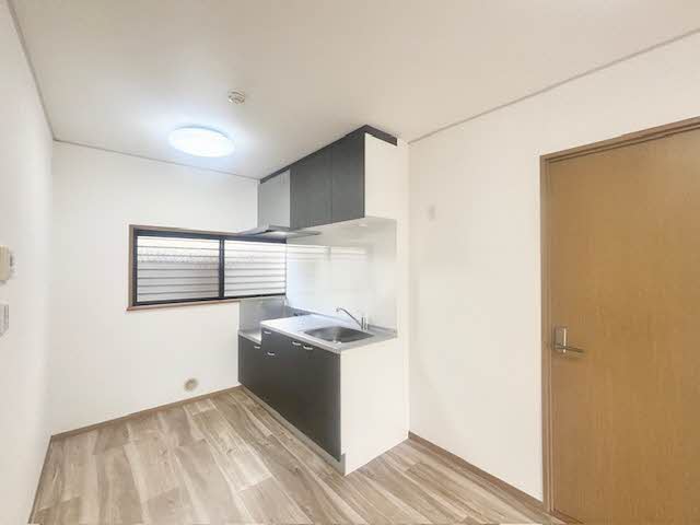 サニーコート山村 103号-3