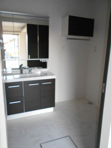 Ｃｈａｒｍａｎｔ　ｖｉｌｌａｇｅ A0102号-11