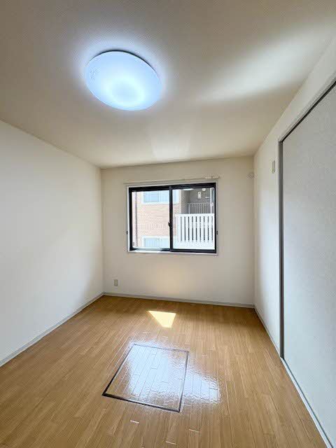 キングハイツ滝河内 B棟 B0102号-3