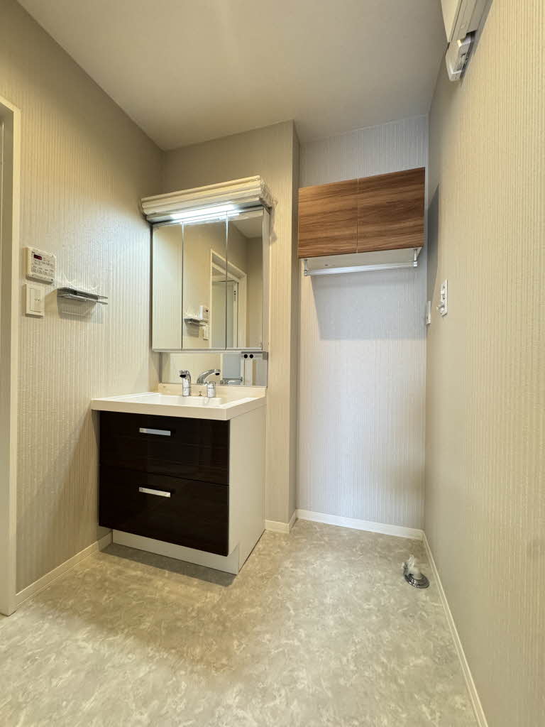 アズールウィステリアＡ棟 A0101号-4