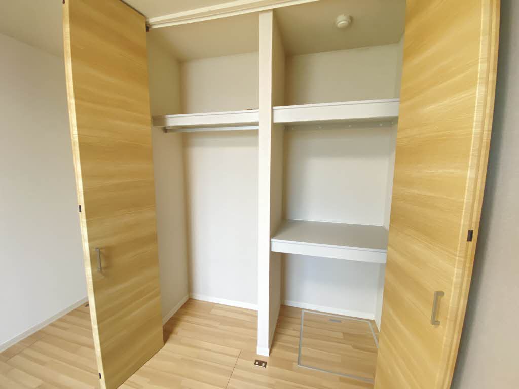 グランベレオ林道駅前 101号-5