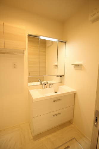 クオン新涯 A0103号-7