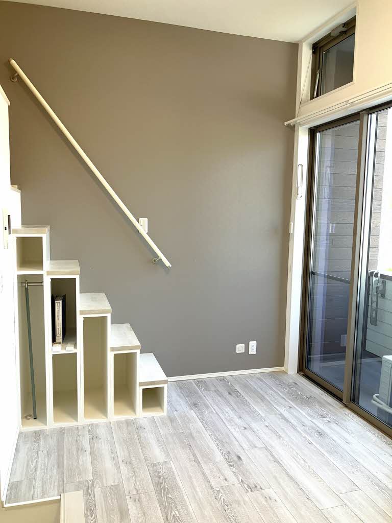 ａｌｐｈａ・ＴＨＥ・ＴＥＲＲＡＣＥ　駅南通り A0205号-2