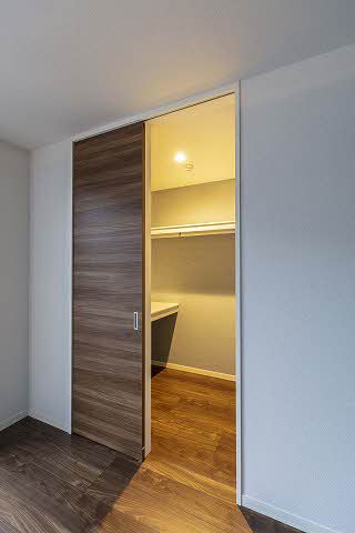 コモンドーレ A0105号-5