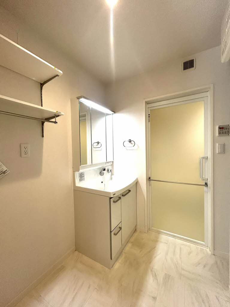 エステイ学南町 A0102号-7