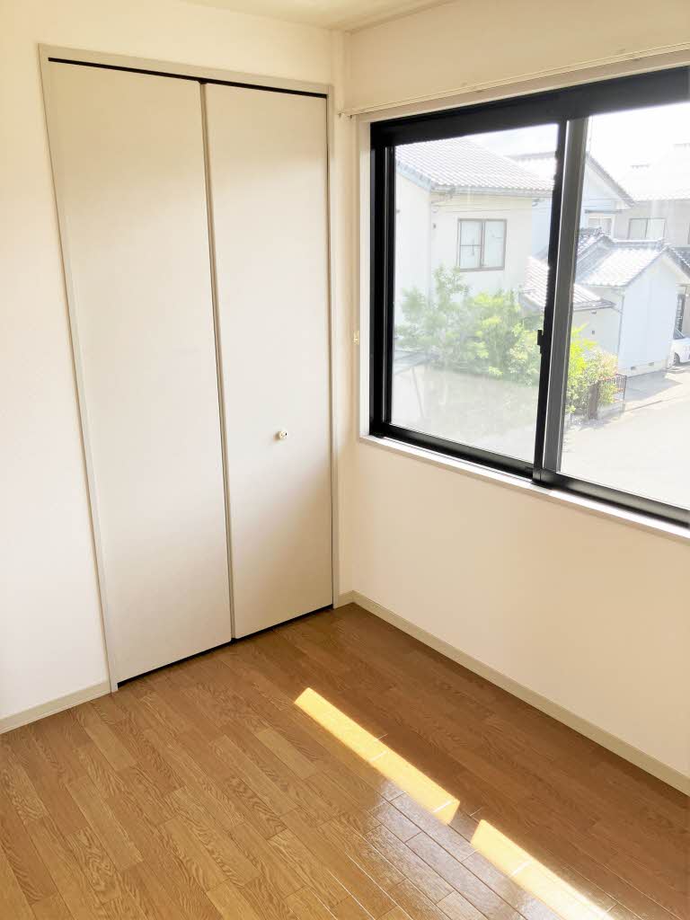 ピアット B棟 B0201号-8