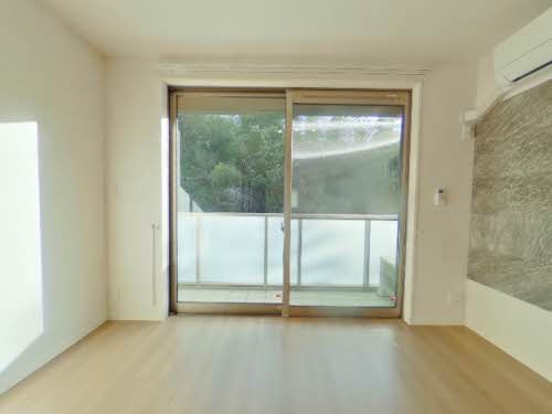 シャーメゾン　四季彩 202号-11