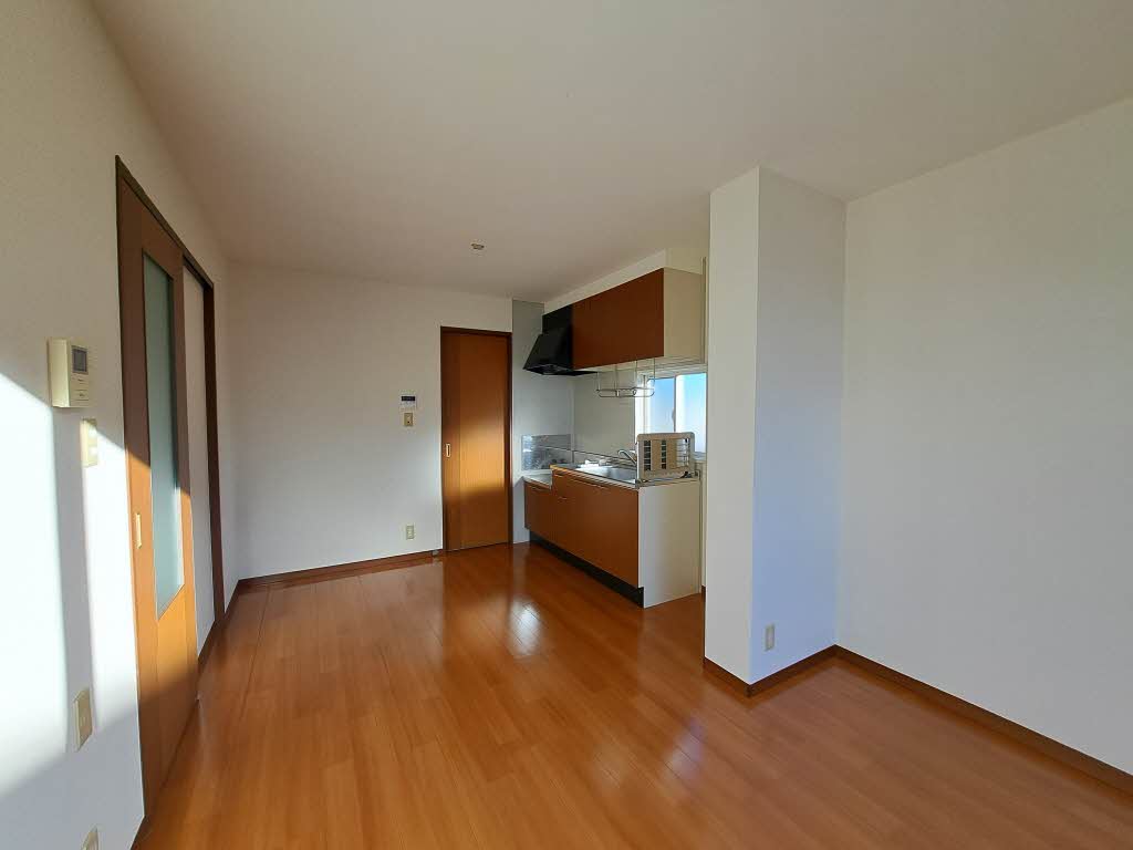 シャーメゾン江崎 A0201号-3