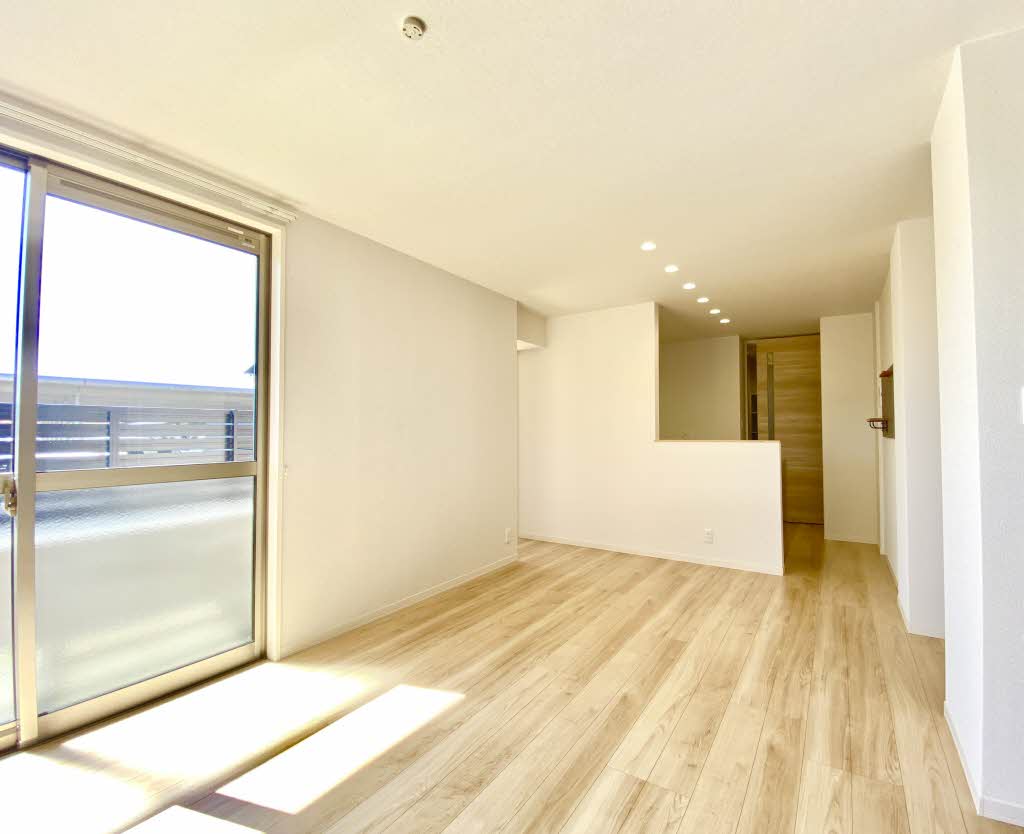 トゥモローランド A0101号-2