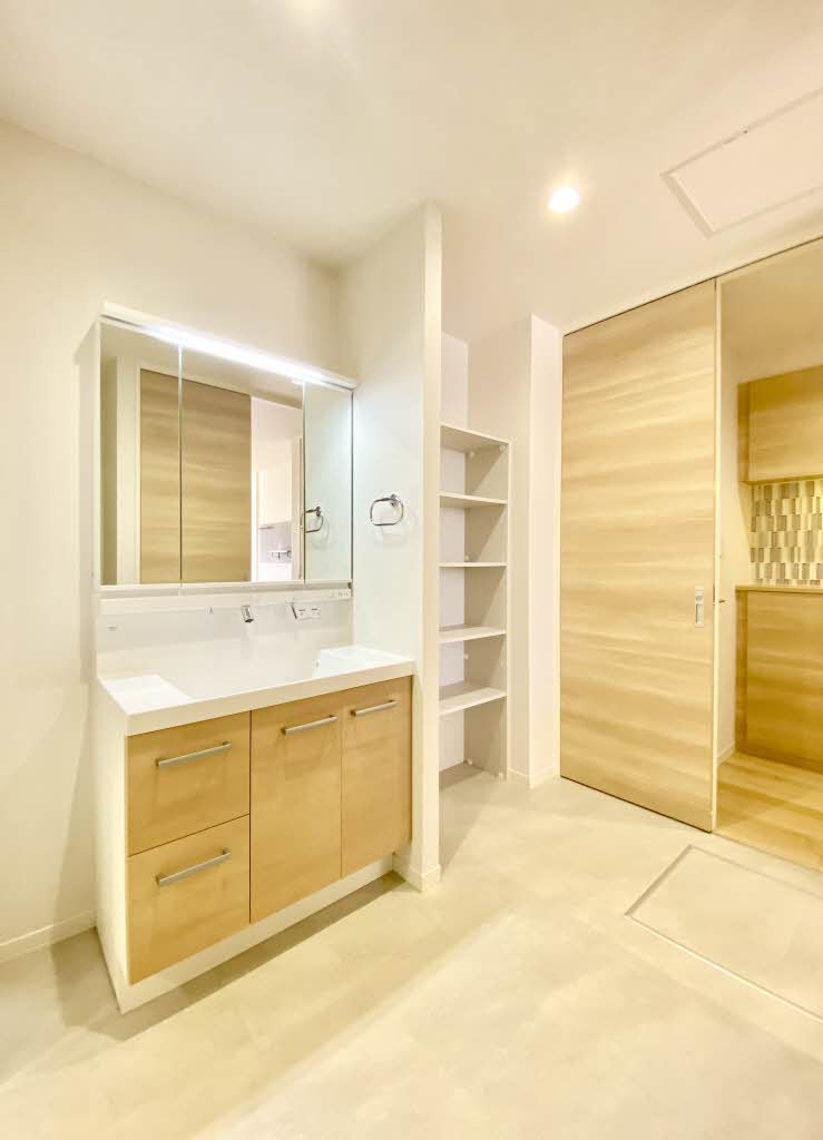 トゥモローランド A0101号-7