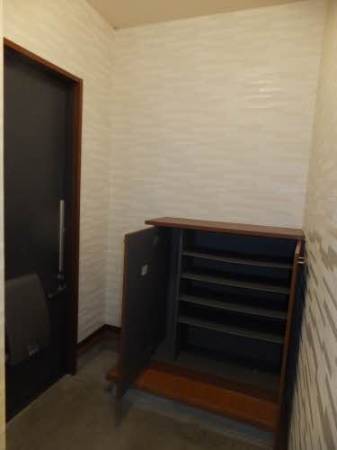 サン・シュライン W棟 W0102号-8