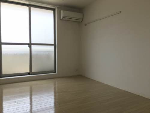 ラ・ペジーブル A0401号-4